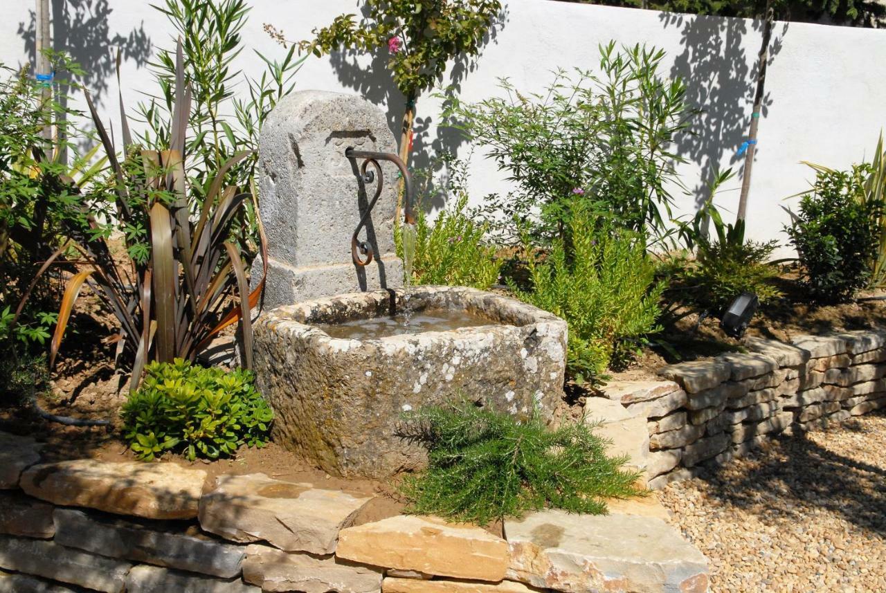 Lousoan Panzió Aix-en-Provence Kültér fotó